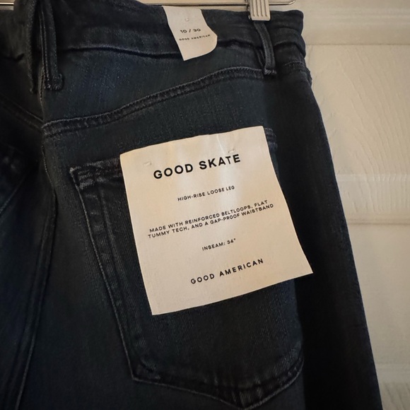 NWT!!! SOLD OUT Good American Good Skate Jeans - Picture 13 of 13